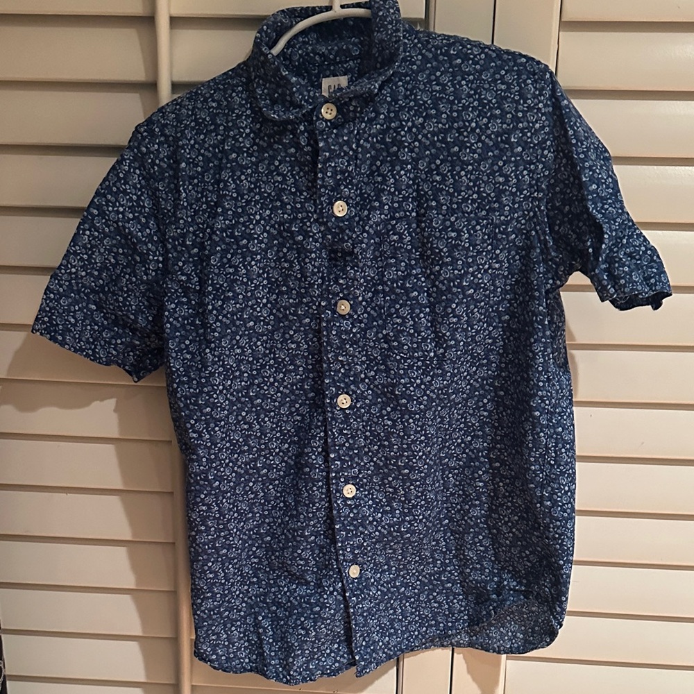 GAP Navy Floral Casual Button Down Shirt